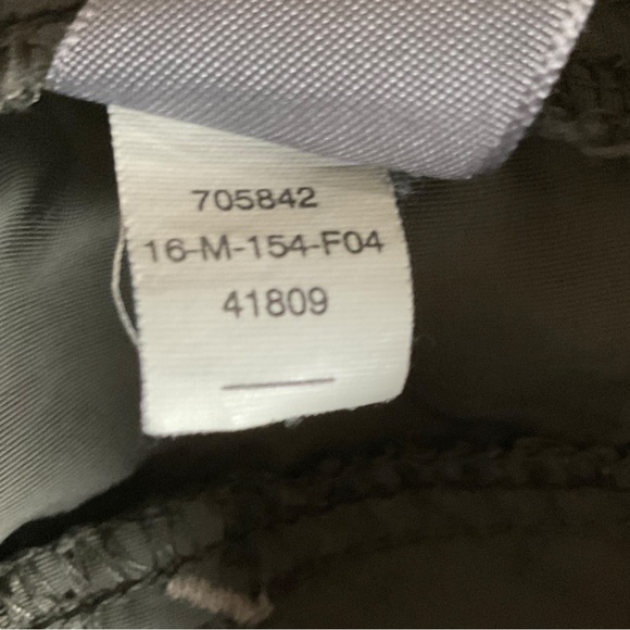 REI Mens Convertible Cargo Hiking Pants Sz M Zip Off Green Hiking Travel - Picture 10 of 11